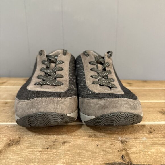 Dansko 'Hayes' Gray Suede Nubuck Casual Sneaker Sz 38 US 7.5-8 - Picture 2 of 7